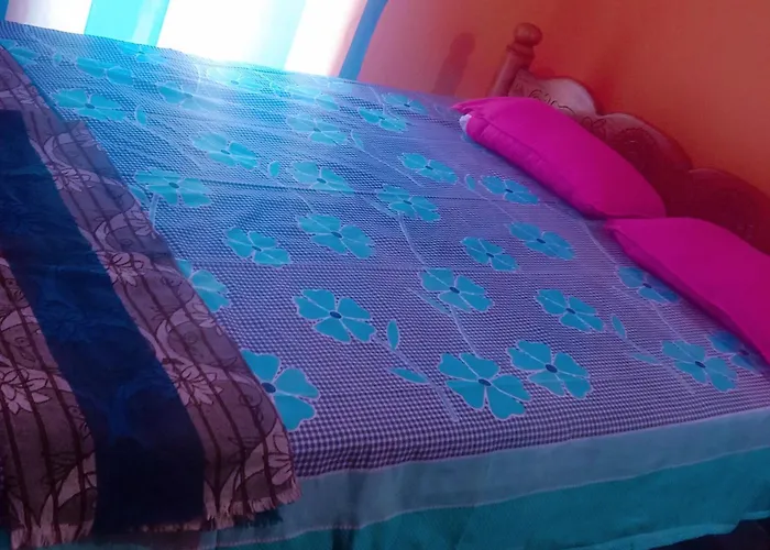 Santosh Home Stay