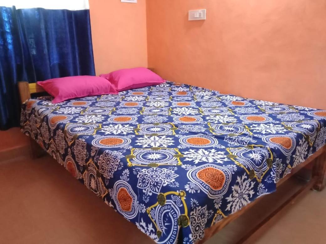 Homestay Santosh *
